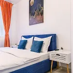 Grandis Coresi Mall Luxury *