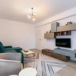 Apartament Grandis Coresi Mall Luxury *